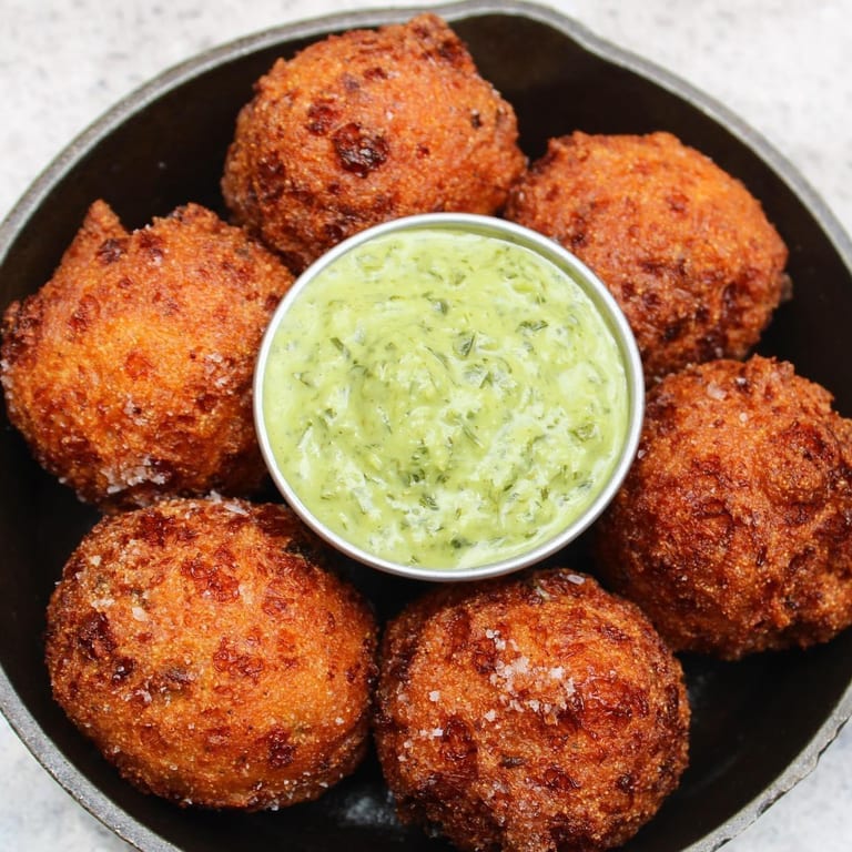 Southern Delights: Must-Try Hush Puppies